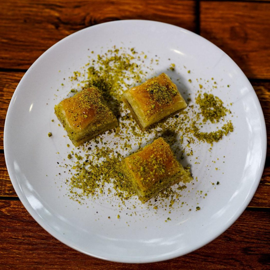 Istanbul Grill FAR 3
